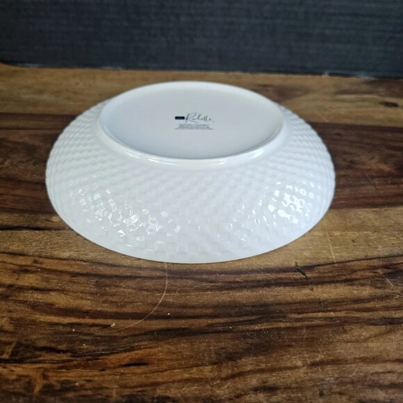 La Rochelle 9" Pasta or Salad Bowl White Lattice Or Basket Weave Porcelain EUC - Picture 5 of 9